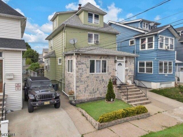 House for sale in Passaic, New Jersey