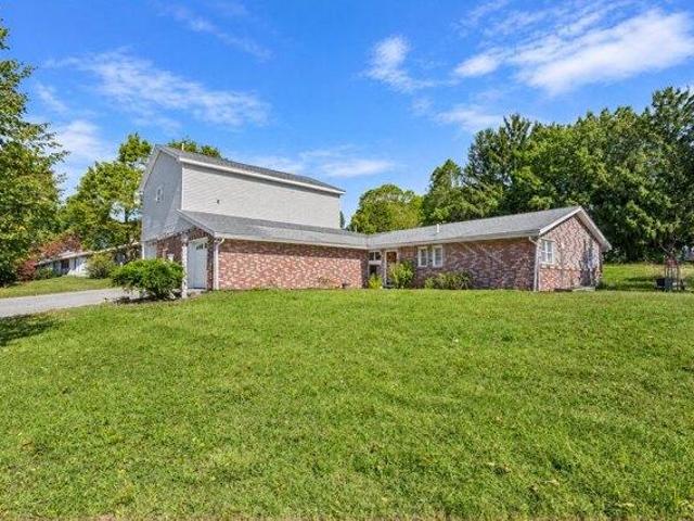 House for sale in Peabody, Essex County