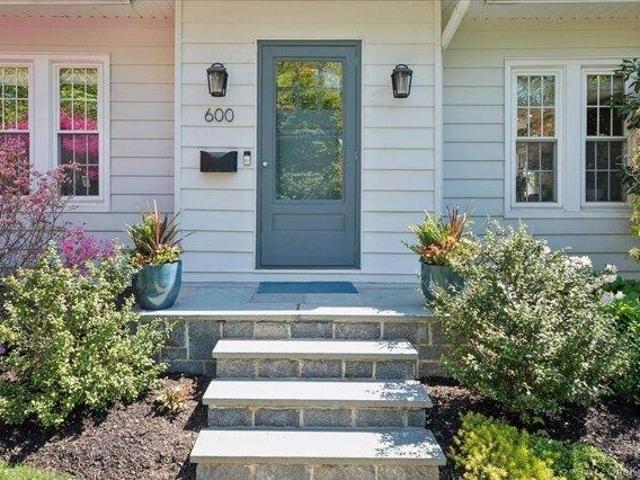 House for sale in Pelham, New York