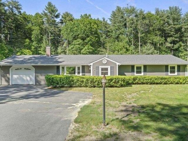 House for sale in Pembroke, Massachusetts
