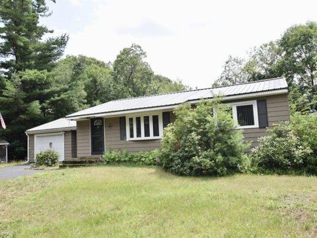 House for sale in Pembroke, Plymouth County