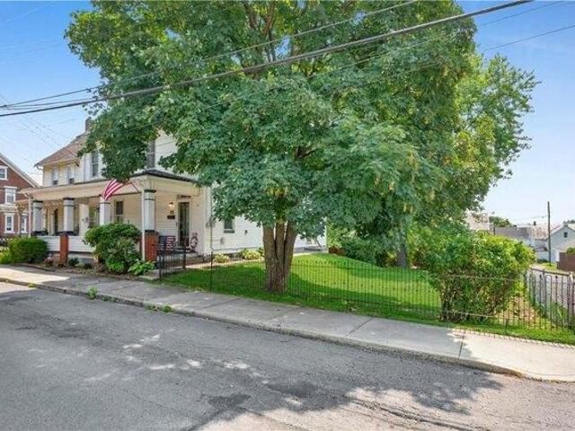 House for sale in Pen Argyl, Pennsylvania