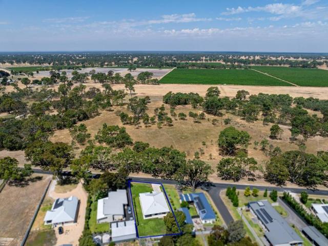 House for rent in Comaum, South Australia