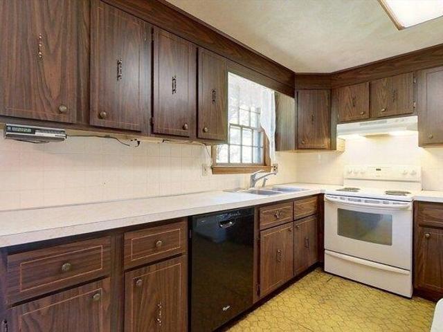 House for sale in Pepperell, Massachusetts