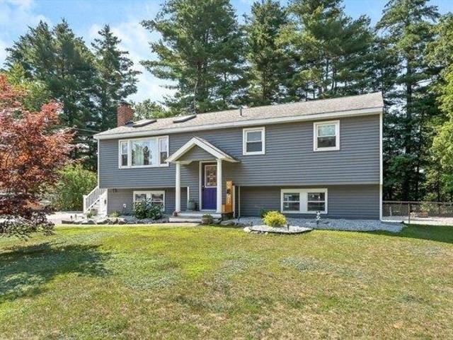 House for sale in Pepperell, Massachusetts