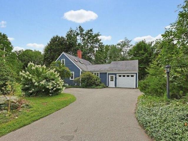 House for sale in South Pepperell, Pepperell