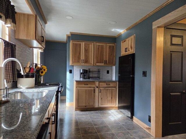 House for sale in Peru, Oxford County