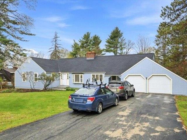 House for sale in New Hampshire