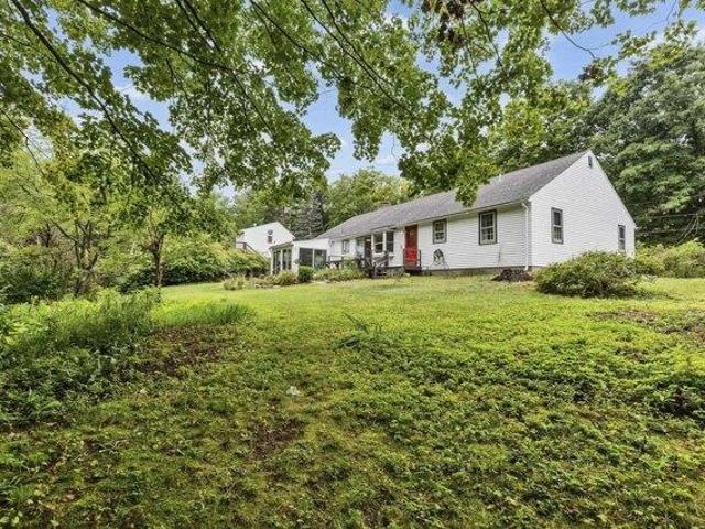 House for sale in Peterborough, Hillsborough County