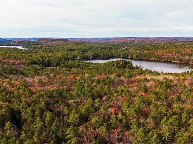 House for sale in Petersham, Massachusetts