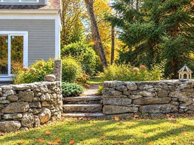 House for sale in Petersham, Worcester County