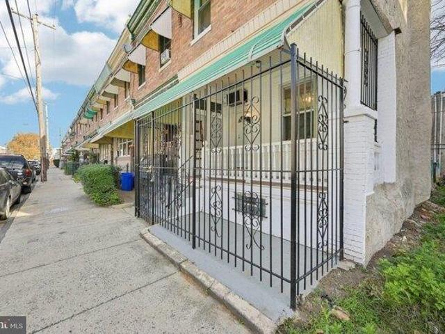 House for sale in Philadelphia, Pennsylvania