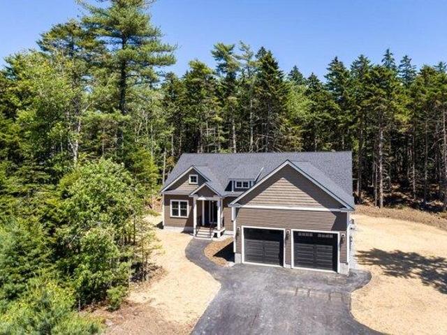 House for sale in Phippsburg, Maine