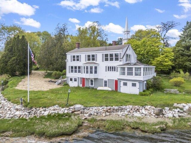 House for sale in Phippsburg, Maine