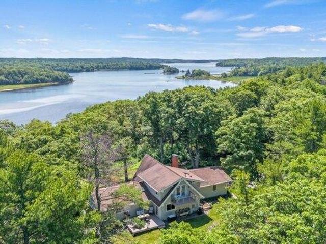 House for sale in Phippsburg, Maine