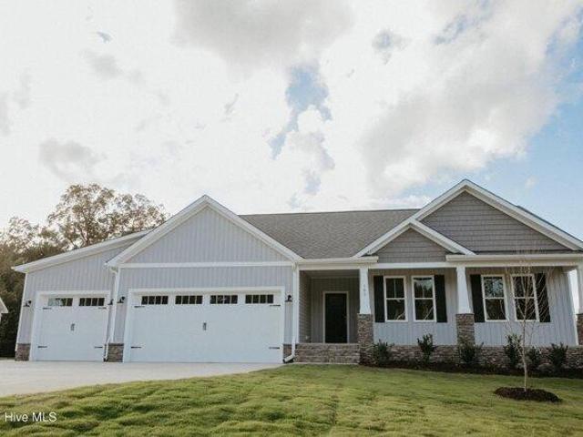 House for sale in Pikeville, North Carolina