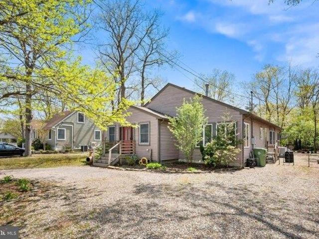House for sale in Pine Beach, New Jersey
