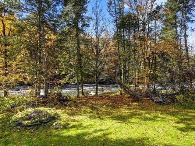 House for sale in Pittsburg, Coös County