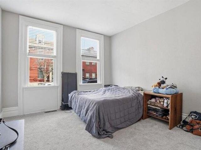 House for sale in Pittsburg, Pennsylvania