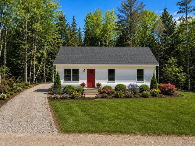 House for sale in Maine