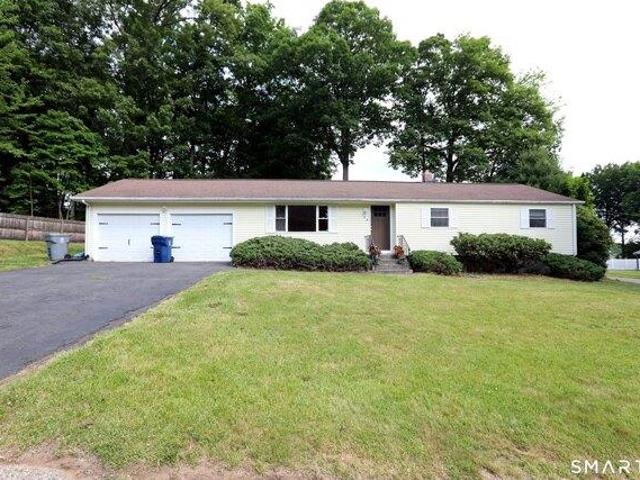 House for sale in Plainville, Connecticut