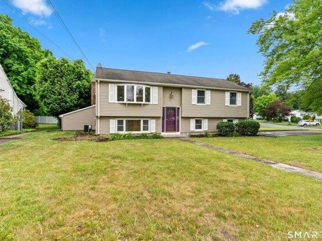House for sale in Plainville, Connecticut