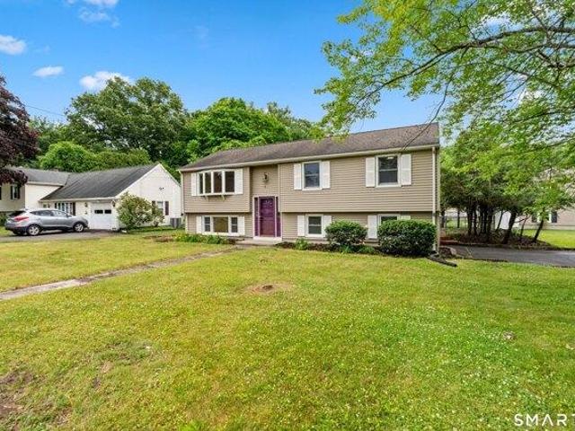 House for sale in Plainville, Connecticut
