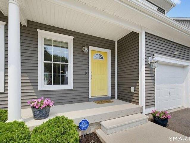 House for sale in Plainville, Connecticut