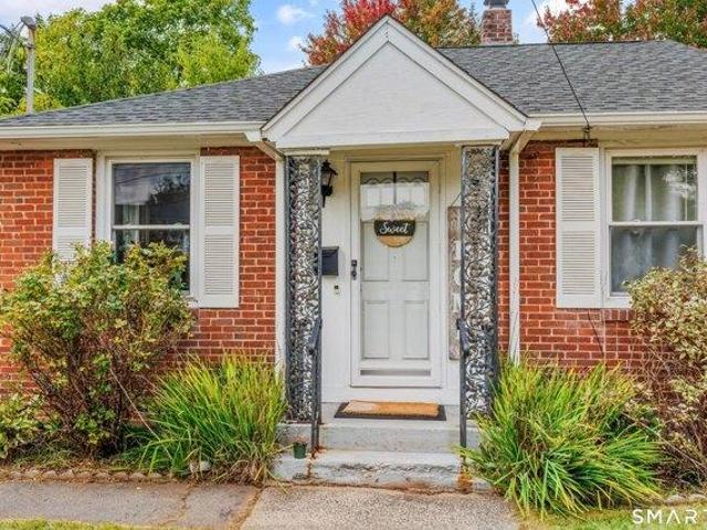 House for sale in Plainville, Capitol Planning Region