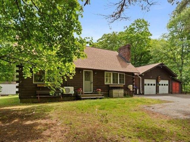 House for sale in Plainville, Massachusetts