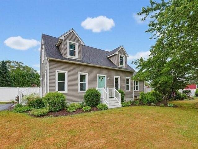 House for sale in Plainville, Massachusetts