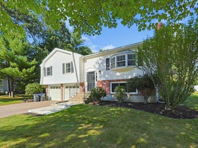 House for sale in Wilkins Four Corners, Plainville