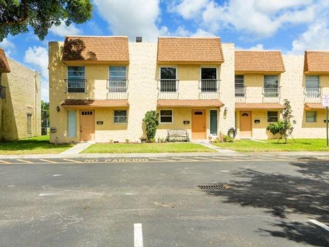 House for sale in Plantation, Florida
