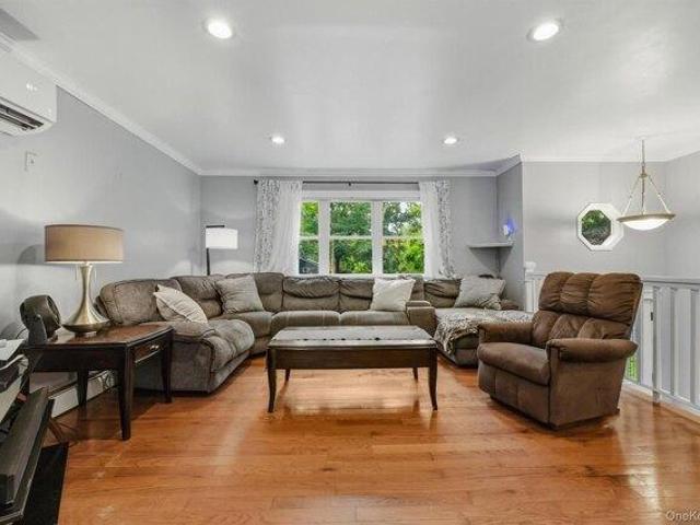 House for sale in Pleasant Valley, New York