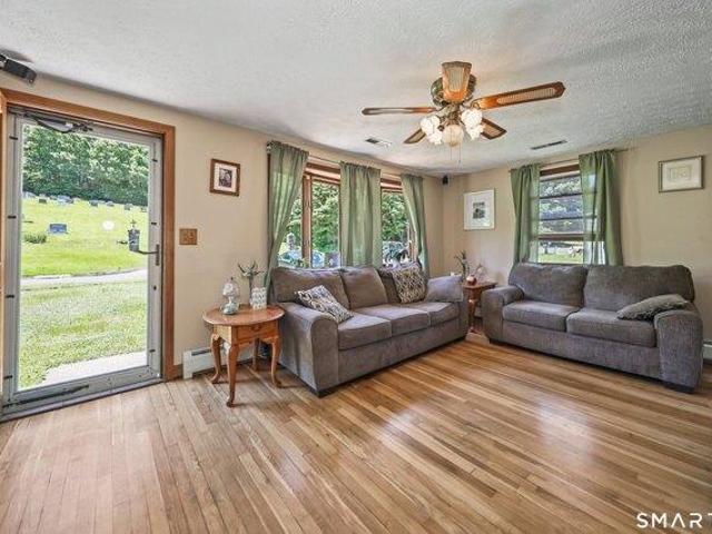 House for sale in Plymouth, Connecticut