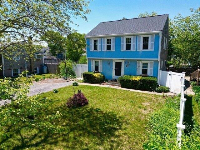 House for sale in Manomet, Massachusetts