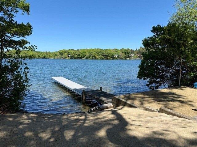 House for sale in Manomet, Massachusetts