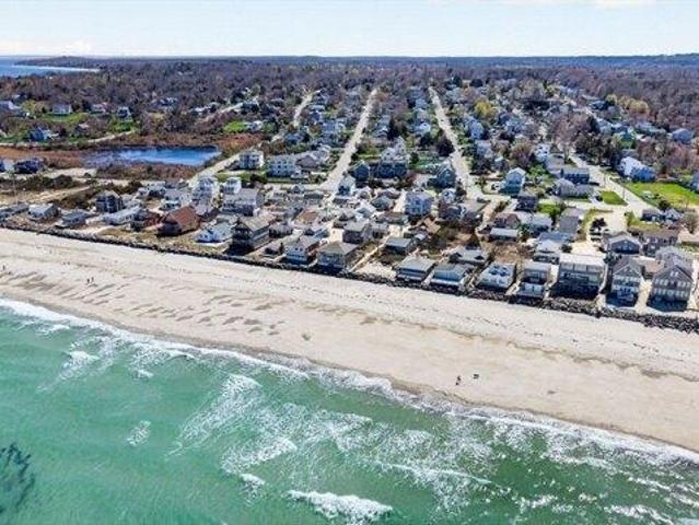House for sale in Manomet, Massachusetts