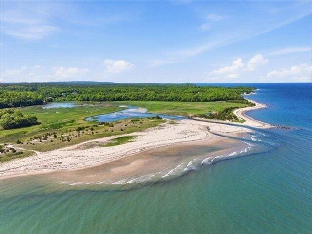 House for sale in Manomet, Massachusetts
