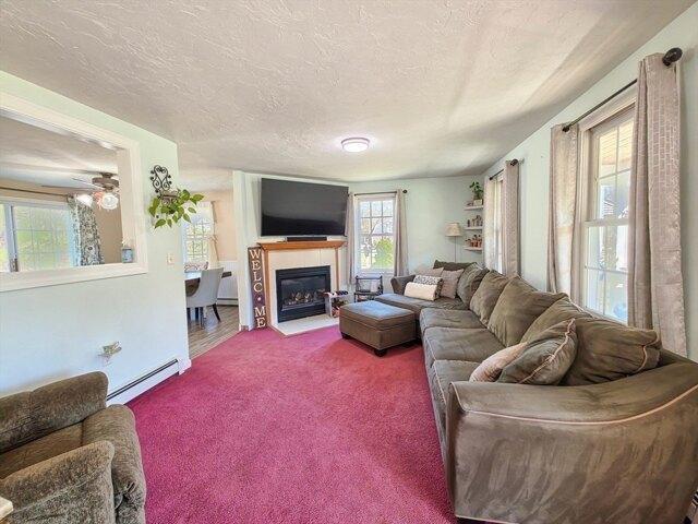 House for sale in Manomet, Massachusetts