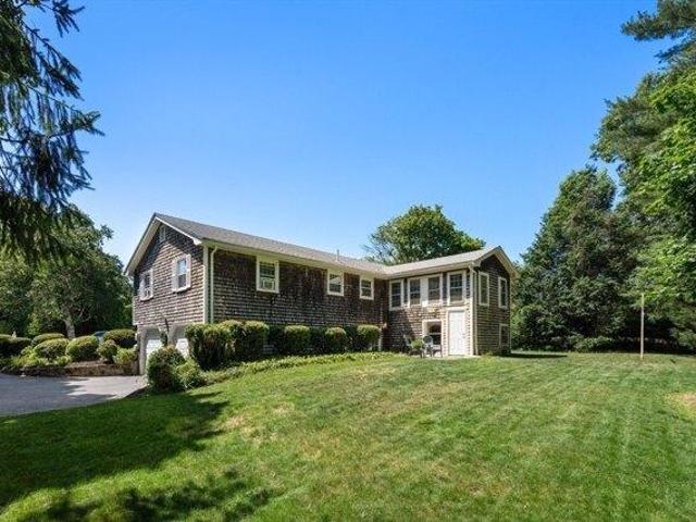 House for sale in Manomet, Massachusetts