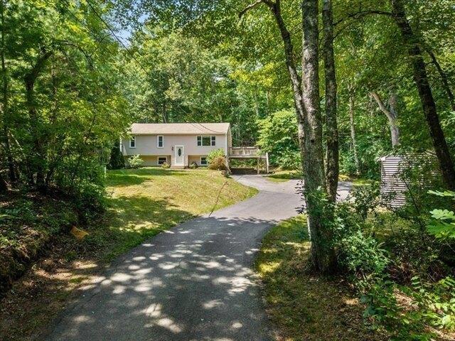 House for sale in Manomet, Massachusetts