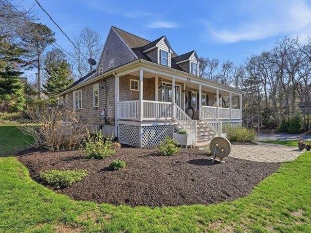 House for sale in Manomet, Massachusetts