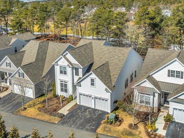 House for sale in Manomet, Massachusetts