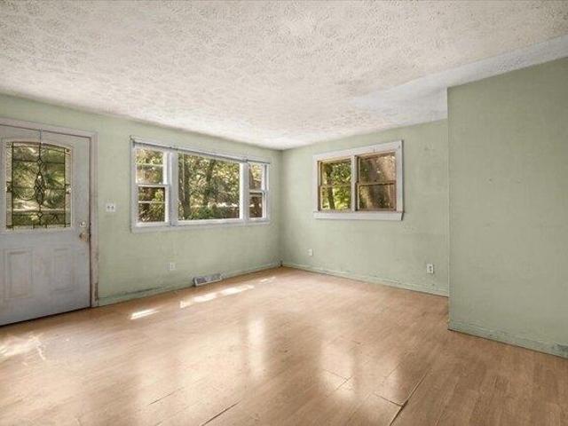 House for sale in Manomet, Massachusetts