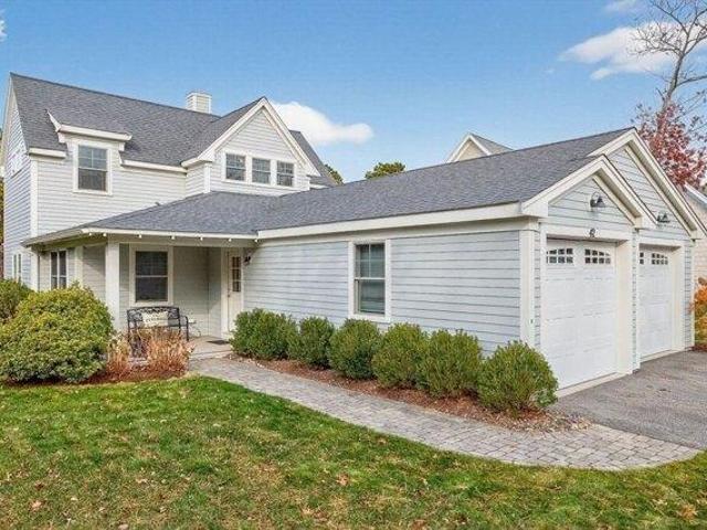 House for sale in Manomet, Massachusetts