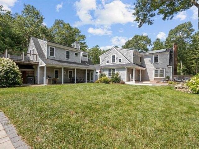 House for sale in Manomet, Massachusetts