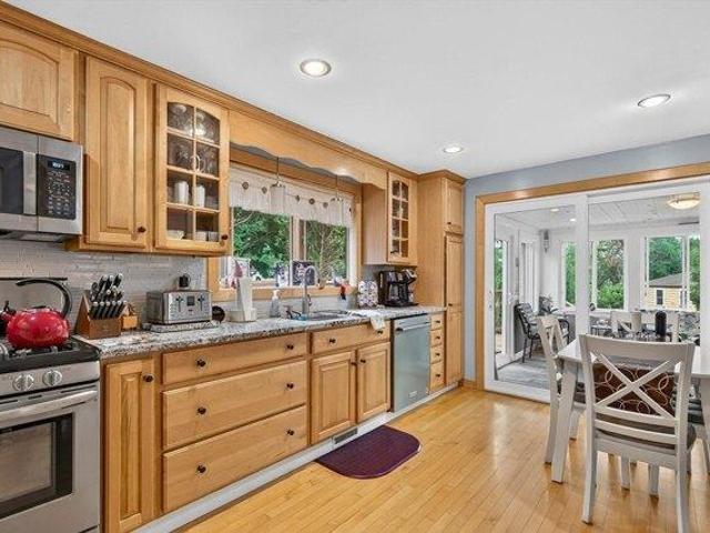 House for sale in Manomet, Massachusetts