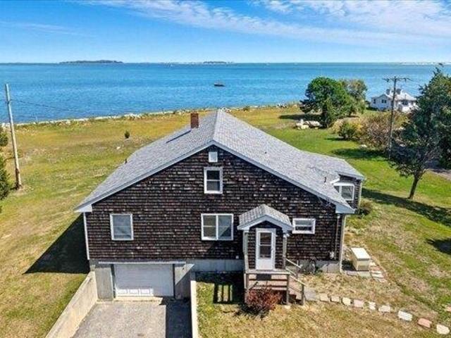 House for sale in Manomet, Massachusetts