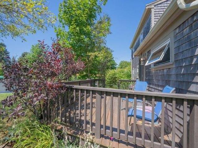 House for sale in Manomet, Massachusetts